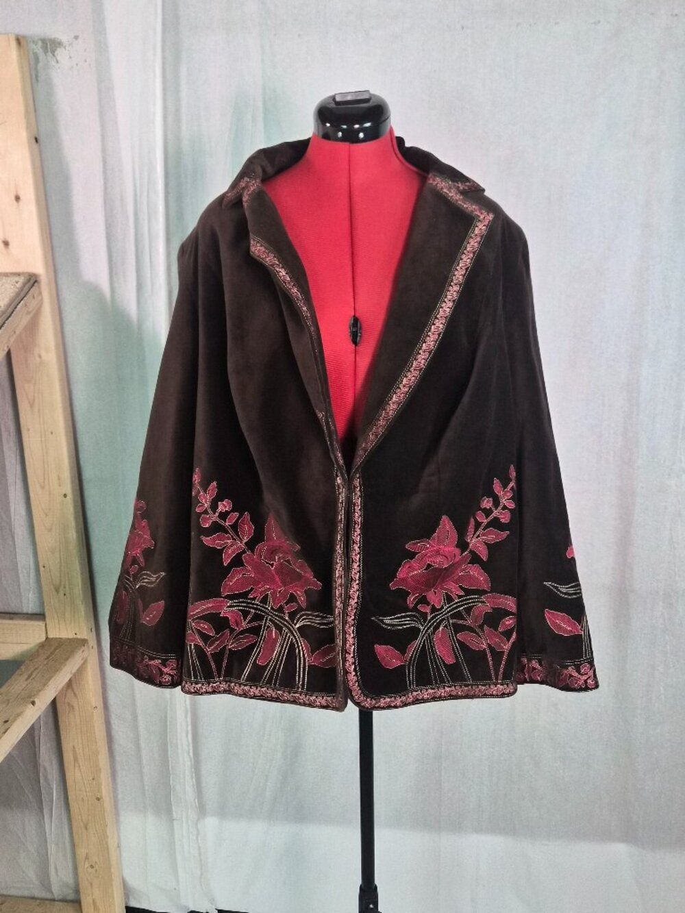 Nygard Collection Brown Embroidered Velvet Johnny Jacket Blazer Floral Trim 24
